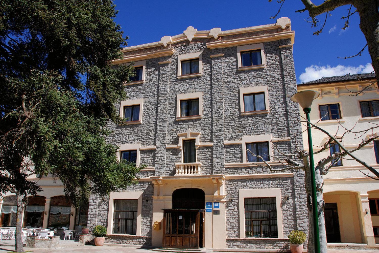 Hotel Balneari De Vallfogona De Riucorb Екстер'єр фото